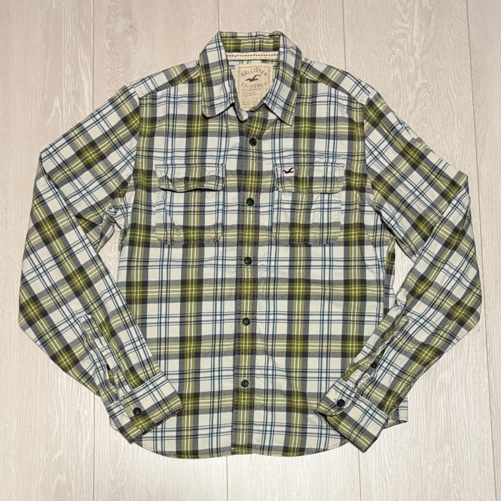 ✨Hollister Men's Plaid Shirt in Green and Blue